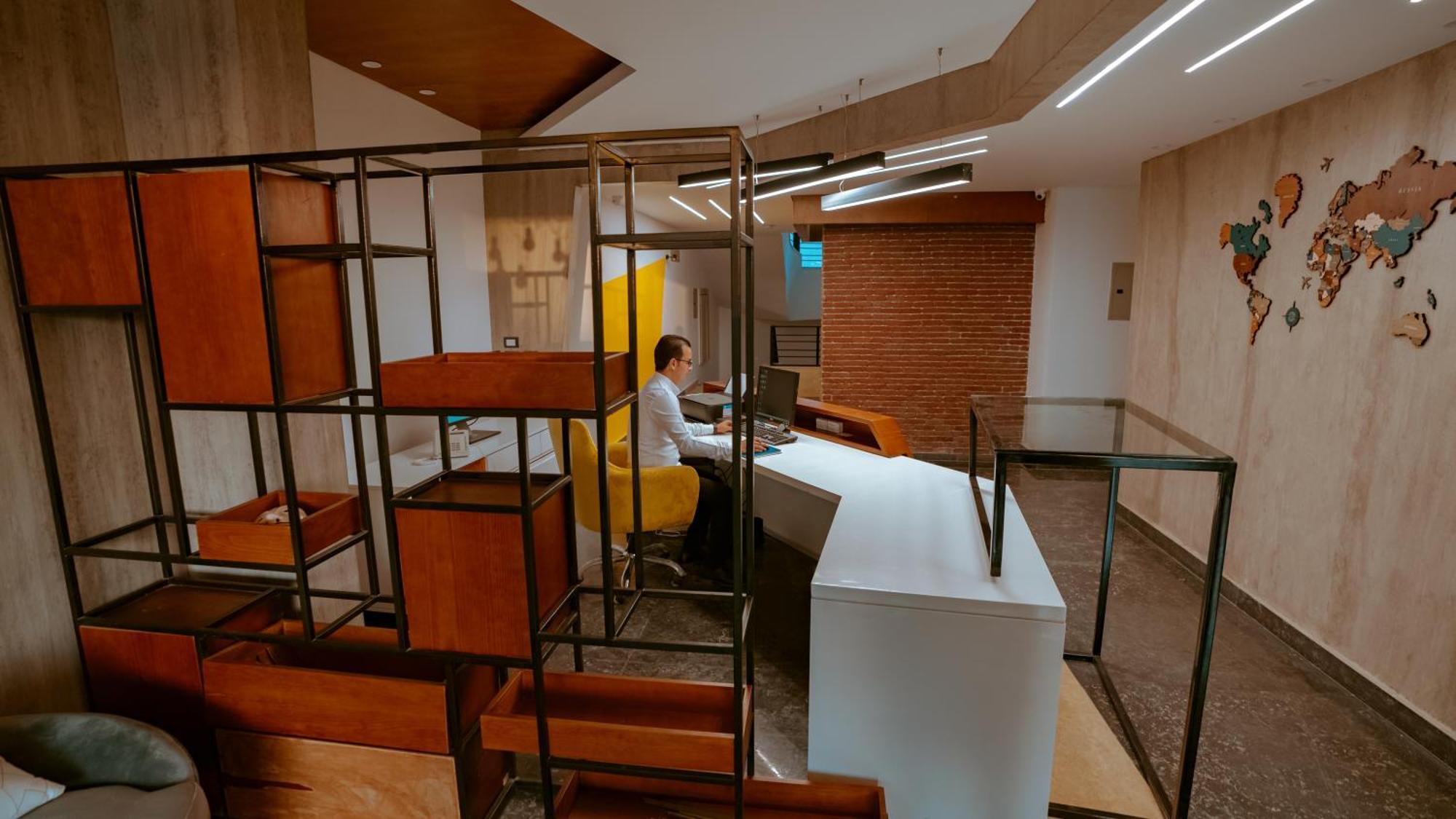 Apartment Travelholic New
